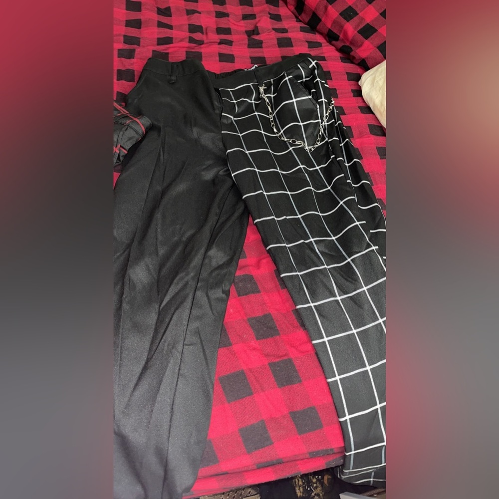 Hot Topic pants with chain